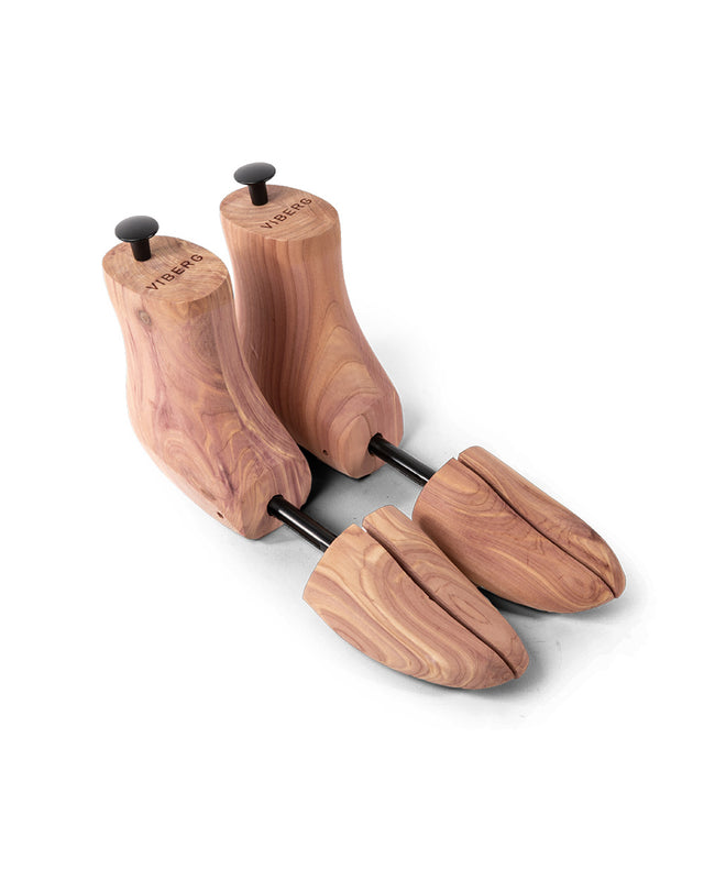 Cedar Boot Trees
