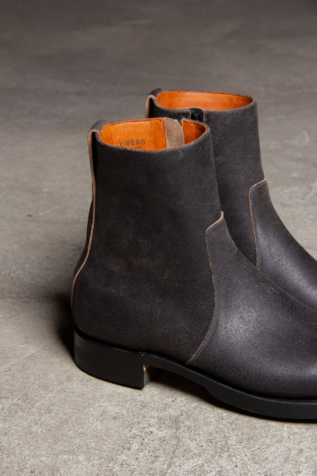 Side Zip - Black Washed Waxed Flesh