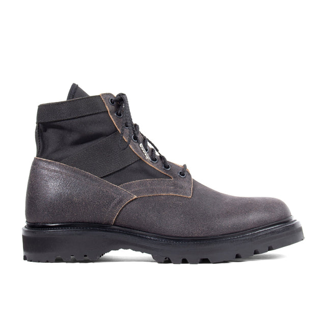 The Jungle Boot - Black Washed Waxed Flesh