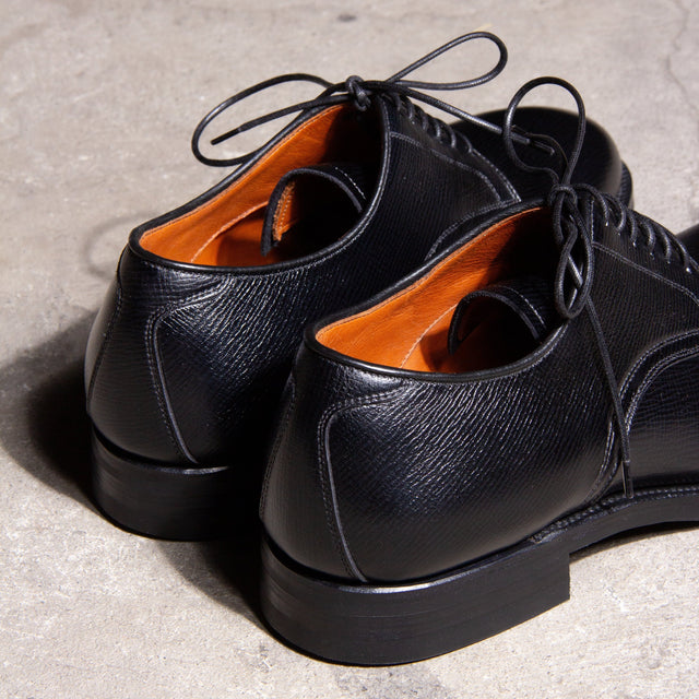 Navvy Cut Shoe - Black Alcazar Calf - VIBERG