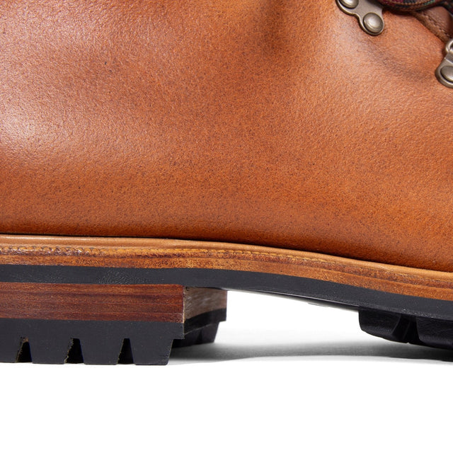 Pachena Bay - Moc Latigo Waxed Flesh - VIBERG