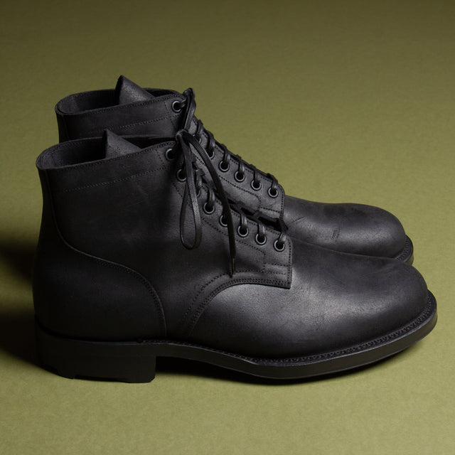 Service Boot 1035 - Black Waxy Commander - VIBERG